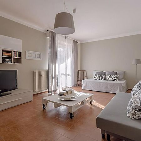 Natural Chic - Close To City Center And Beach - Parking Desenzano del Garda Extérieur photo