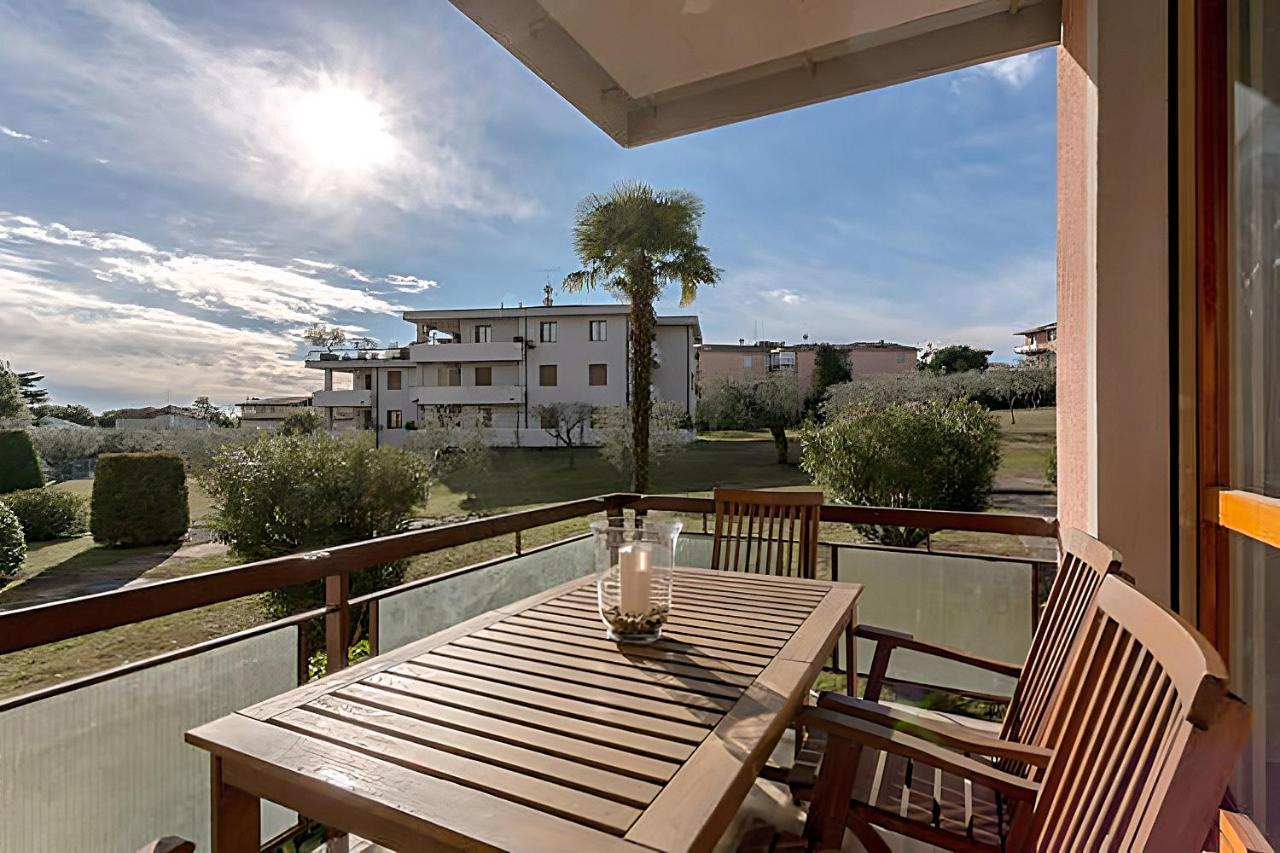 Natural Chic - Close To City Center And Beach - Parking Desenzano del Garda Extérieur photo